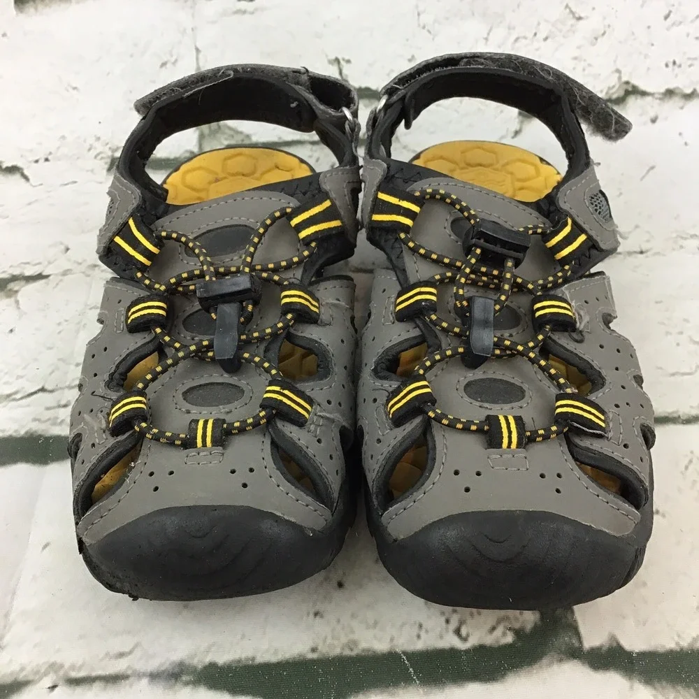 Khombu Boys Sz 13 Kyle Hiking Sandals Water Resistant Trail Shoes